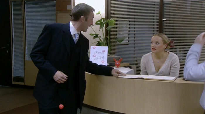 WHAT DO I GET FOR A TENNER? SQUEAL, PIGGY, SQUEAL! 