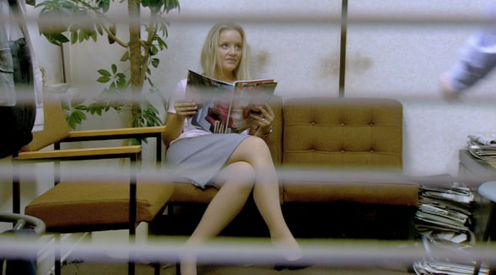 - HELLO. - HI. 