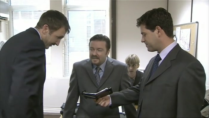 - STUNNER, ISN'T SHE? - STUNNER? SEXIST! 