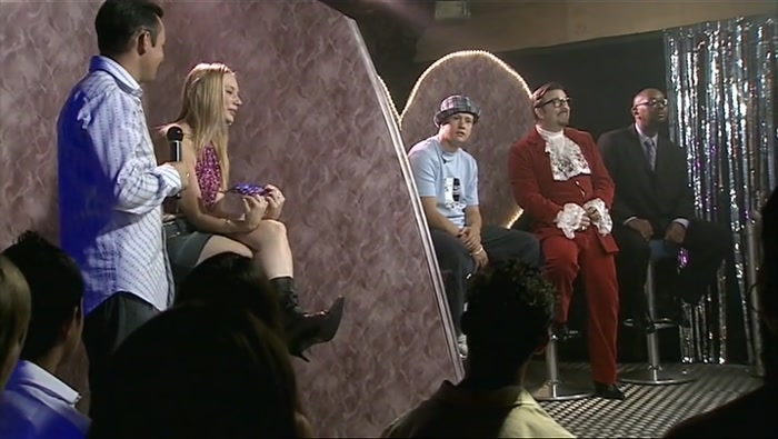 - WHICH CHARACTER DO YOU RESEMBLE? - AUSTIN POWERS. THAT'S WHAT I WAS DOING. 