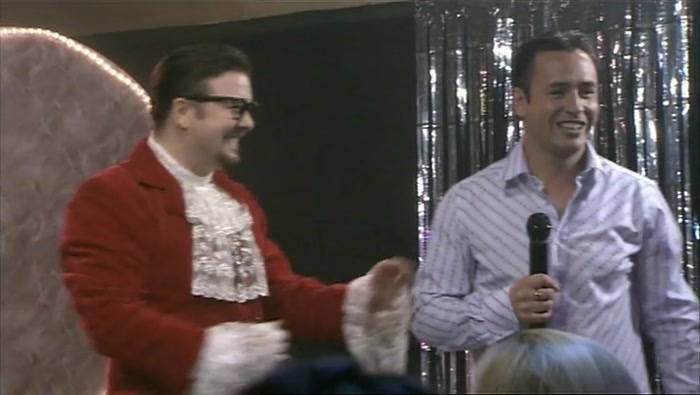 - (WEAK APPLAUSE) - COME ON! 