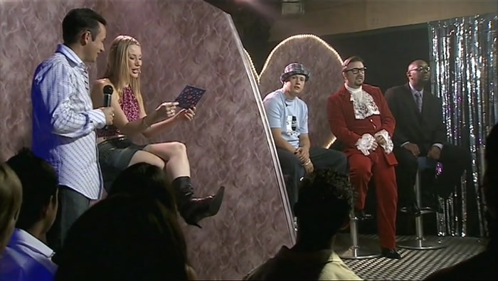 - WHICH CHARACTER DO YOU RESEMBLE? - AUSTIN POWERS. THAT'S WHAT I WAS DOING. 