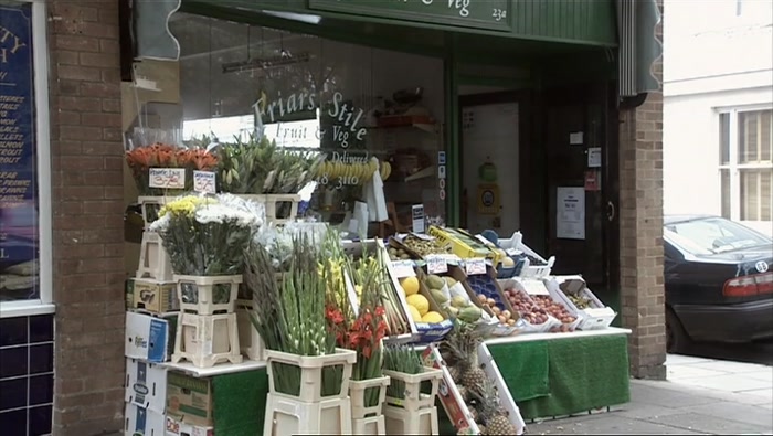 HERE WE ARE. CAUGHT ME IN ME LOCAL FRUIT-AND-VEG EMPORIUM. 