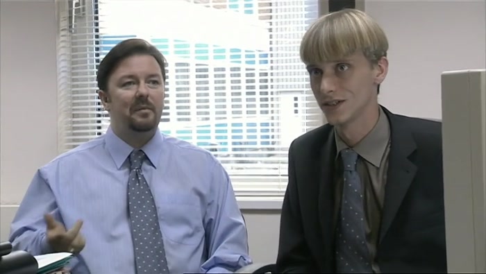 - I PLAYED YOU. YOU'RE RUBBISH. - JUST PUT IT. 