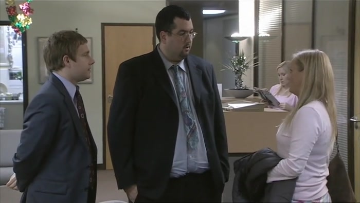 - ARE YOU COMING TO THE CHRISTMAS PARTY? - YES, ALTHOUGH WE'VE GOT TO LEAVE EARLY. 