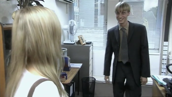 - DON'T BLOODY BELIEVE THIS! - HI! 