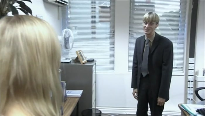 - DON'T BLOODY BELIEVE THIS! - HI! 