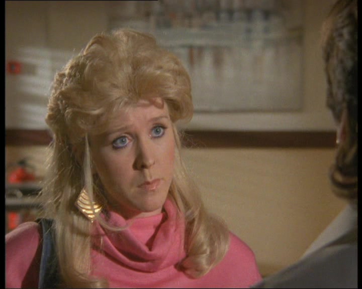 NOT AT ALL. THERE'S PLENTY OF SKIRT ON THE WARD. 