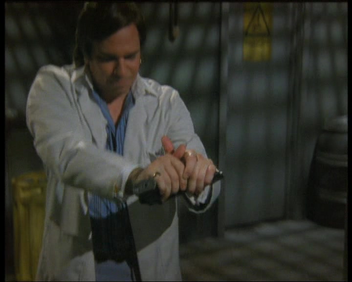 'DAMN THING'S COME ALIVE IN MY HAND.'  