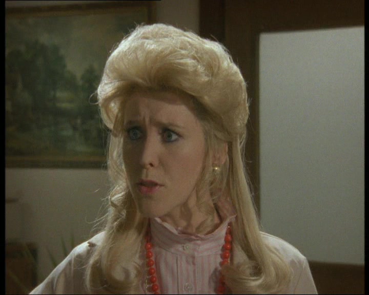 - OK, LIZ. NO NEED TO GO APE. - HEY! I THOUGHT I TOLD YOU! 