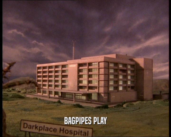 BAGPIPES PLAY  