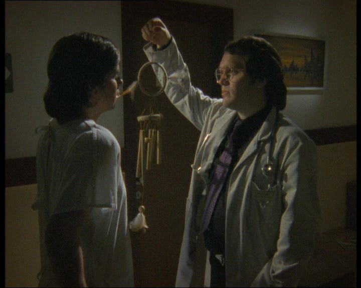 - A DREAM CATCHER. - WHAT'S A DREAM CATCHER? 
