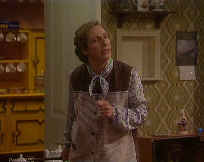 - EARLIER, A TERRY MACNAMEE CALLED. - OH, RIGHT. 