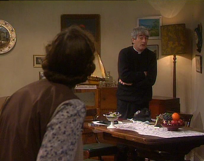 - EARLIER, A TERRY MACNAMEE CALLED. - OH, RIGHT. 
