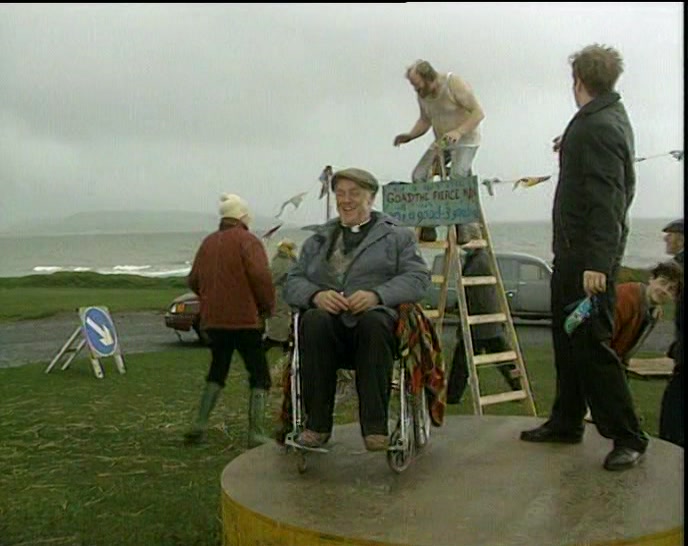 TED! TED! OVER HERE, TED! COME HERE AND LOOK AT ME! 