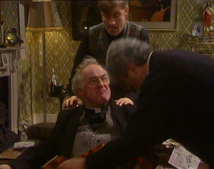 - GOOD MAN. - THIS'LL KEEP YOU NICE AND WARM. 