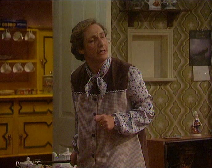 - EARLIER, A TERRY MACNAMEE CALLED. - OH, RIGHT. 