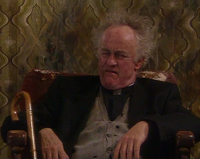 - WHAT? - IS THAT FLATLINERS YOU'RE WATCHING? 