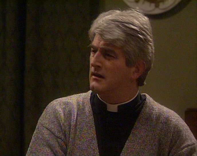 - WHAT? - IS THAT FLATLINERS YOU'RE WATCHING? 