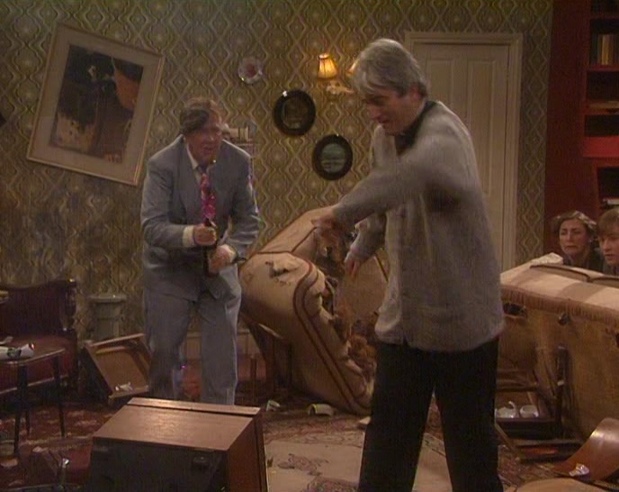 - I'LL GIVE IT A KICK MYSELF. - YOU WANT A FIGHT? 