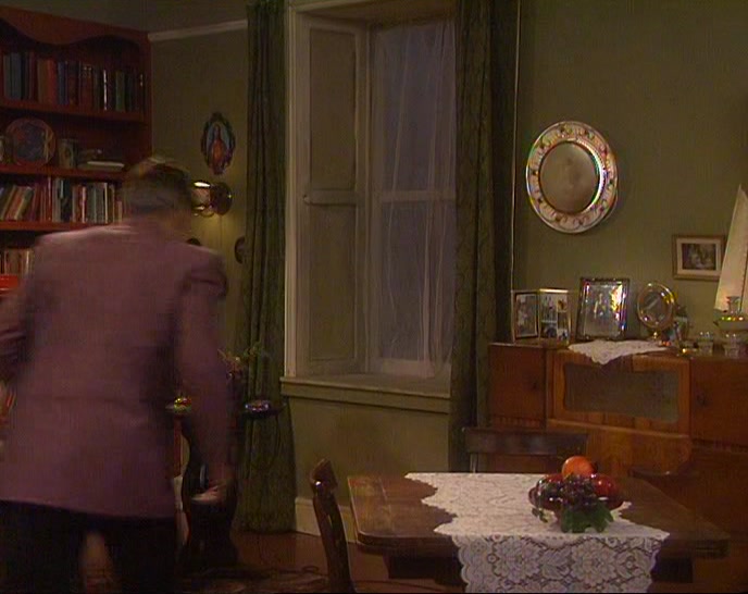 I'M HENRY SELLEEEEEERS!  
