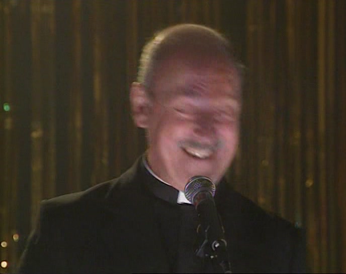LADIES AND GENTLEMEN, PLEASE WELCOME... 