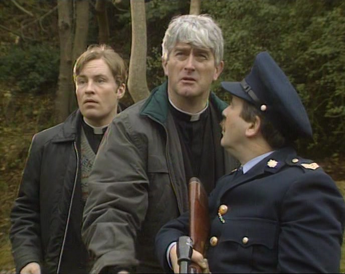 - HE'LL MAKE HIS OWN WAY BACK. - LOOK AT HIM GO. 