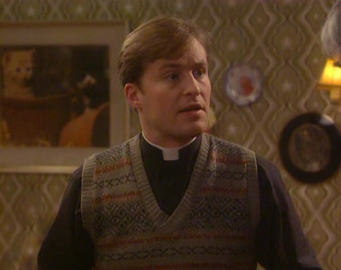 - SERIOUSLY, YOU GO AS ELVIS. - REALLY? GREAT! THANKS. 