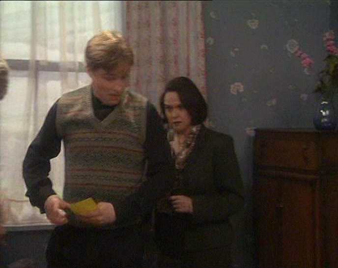 - GIVE ME THE CARDS QUICKLY. - ARSE! FECK! 