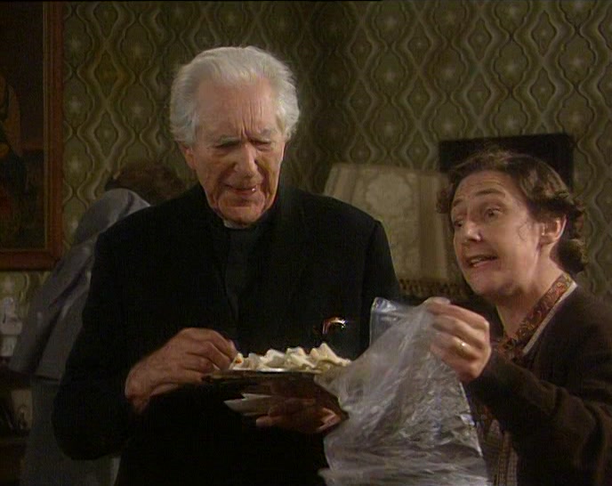 - TO PUT THE LITTLE BAG IN. - NO. 