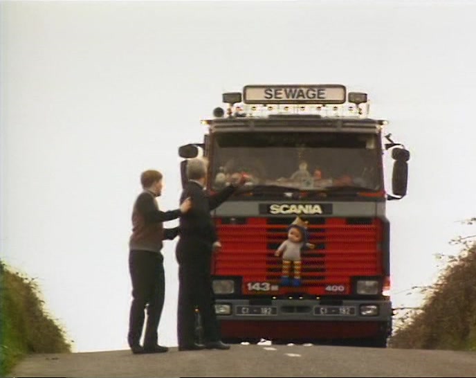 TED, IT'S A BIG TRUCK! IT CAN GIVE US A LIFT! 