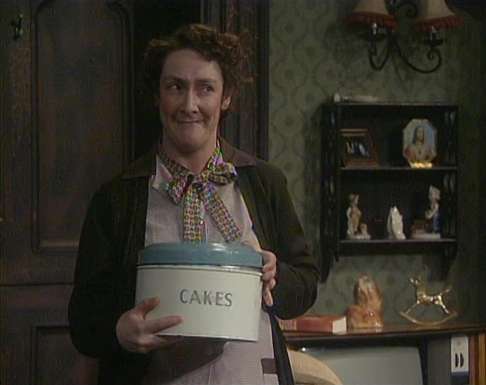 AND SPEAKING OF CAKE... I HAVE CAKE.
  