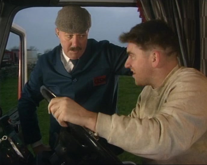 - NO, THE OTHER WAY AROUND. - RIGHT YOU ARE! 