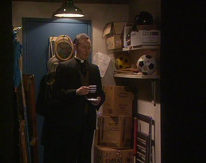 THE FIRST ONE THERE, THAT'S THE SOUND OF A FRIDGE. 