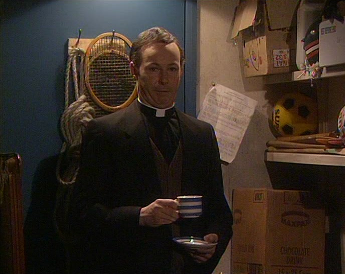 NEVER MIND. WHAT'S YOUR FAVOURITE HUMMING NOISE? 