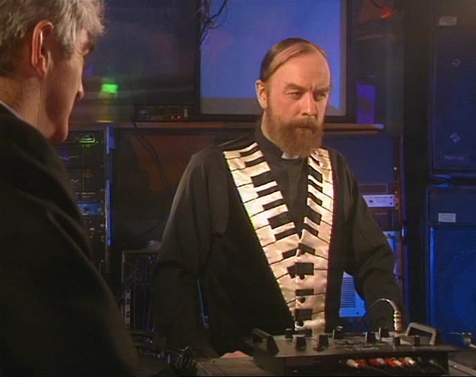 - OH, GOD. - BILLY, WHAT'S UP WITH YOU? 
