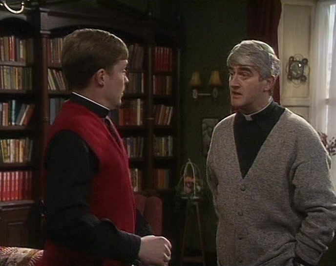 - IT'S AN EARRING. - OH, RIGHT. IT IS, ALL RIGHT. 