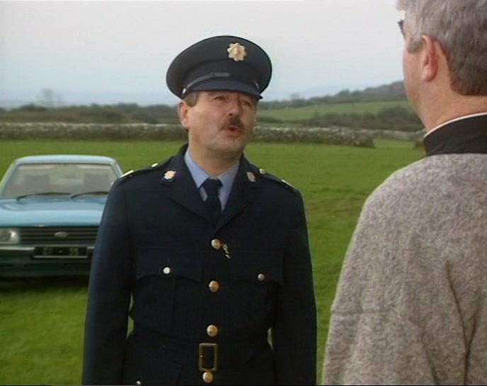 - IT'S VERY QUIET HERE. - IT IS, YES. 