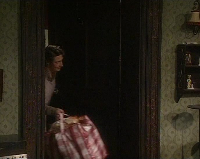 RIGHT, HERE'S THE SANDWICHES FOR THE PICNIC. 