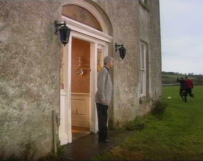 - HELLO, FATHER. - HELLO, SERGEANT. 