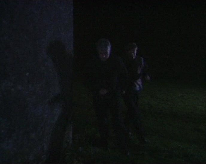 - TED, MAYBE THEY'RE NOT HOME. - NO, I DEFINITELY HEARD SOMETHING. 