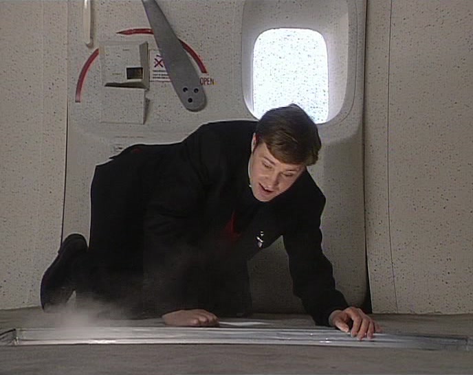 I THINK I'VE... YES! I'VE SEALED UP THE LINE! 