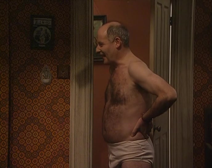 LOOK AT YOU LYING IN THERE LIKE A BIG EEJIT. 