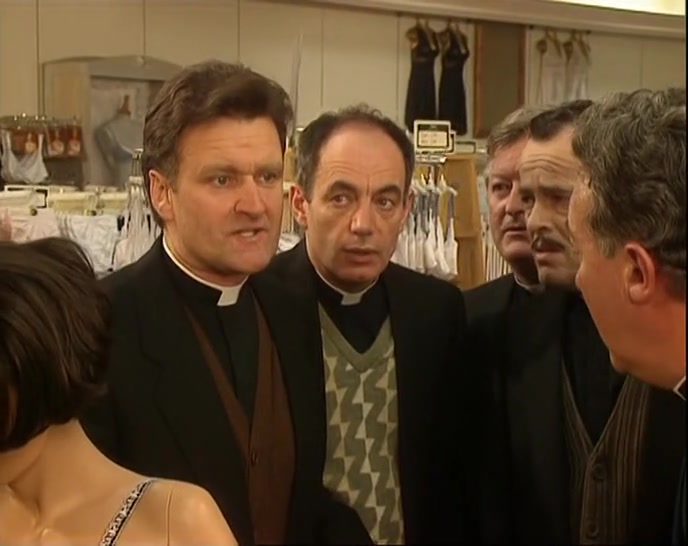 - HOW DO WE GET OUT? IT'S HUGE! - IT'S IRELAND'S BIGGEST. 