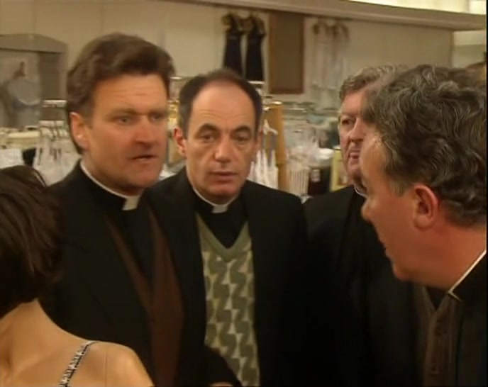 - HOW DO WE GET OUT? IT'S HUGE! - IT'S IRELAND'S BIGGEST. 