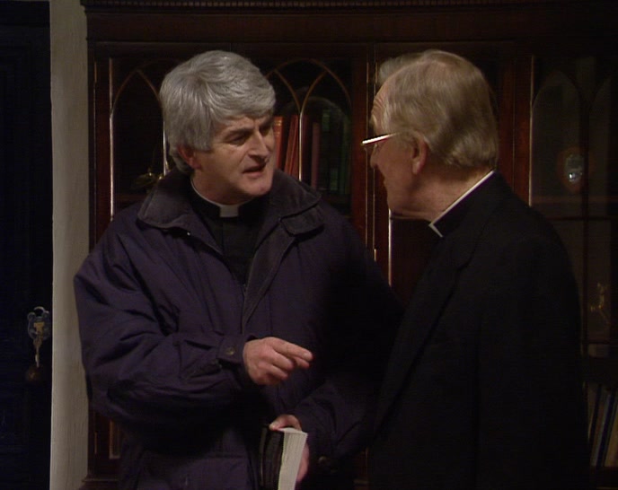 - WHAT IS IT? WAR MEMORABILIA? - THAT'S RIGHT. LIKE A LOOK? 