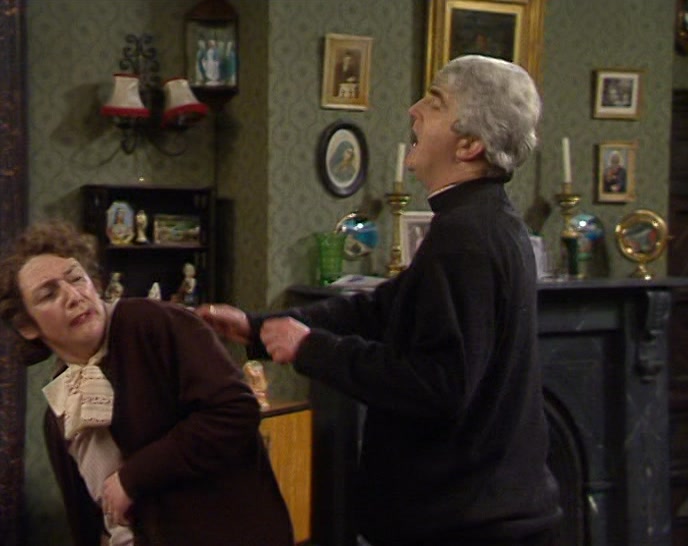 - I'M GOING TO TRY SOMETHING. - NO! 