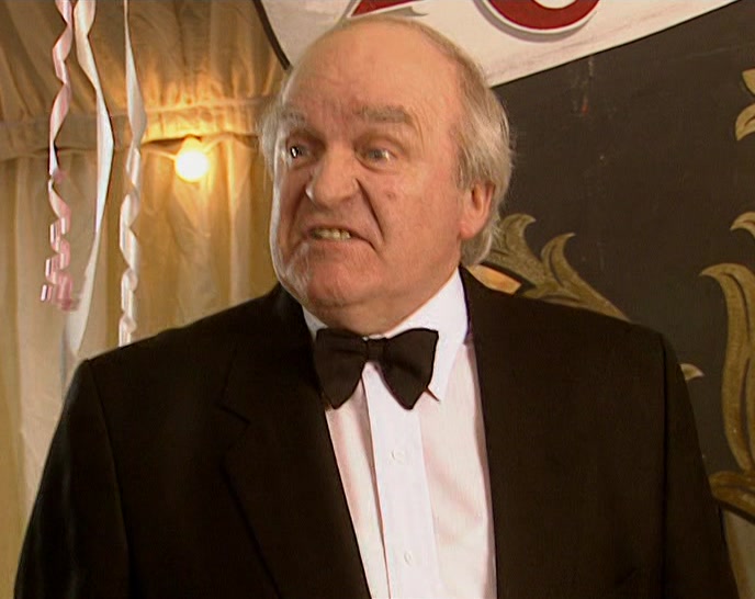 - (MAN) FUCKIN' HELL! - THAT'S NONSENSE! 