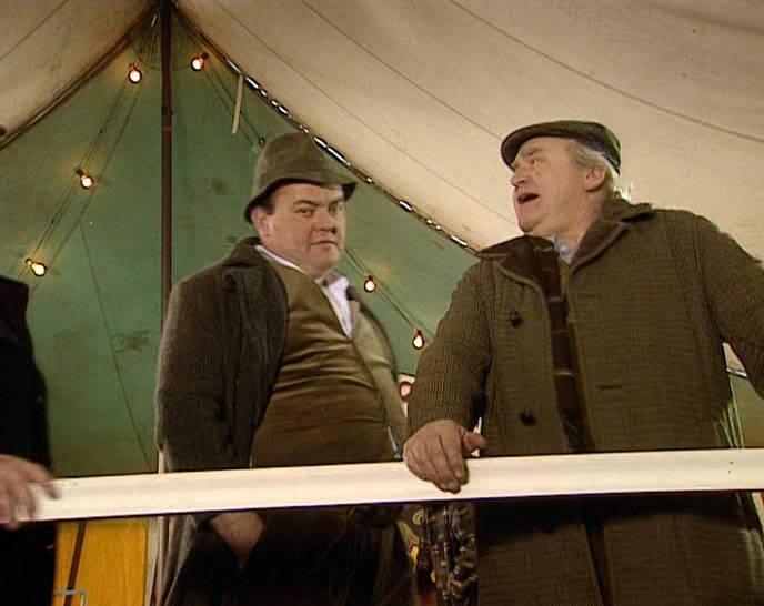 - HELLO, FARGO. - OH, HUD, GIANT, HELLO. 