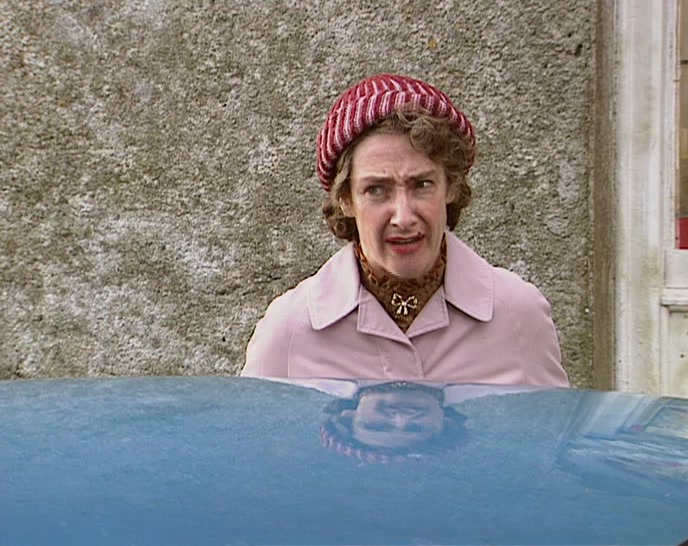 - SHE WAS ROBBED. THEY STOLE HER. - OH, I SEE. 